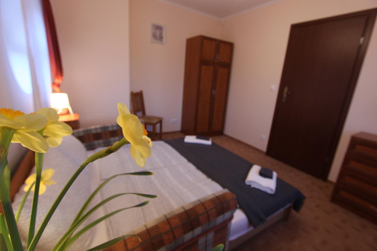 Sorompo Vendeghaz Hotel Balatonkenese Bagian luar foto